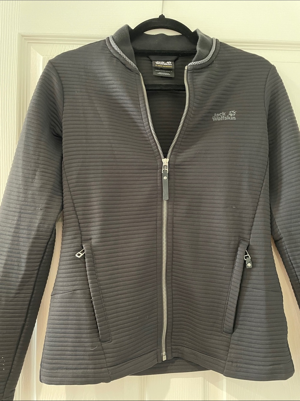 Jack Wolfskin Women's Charcoal Quilted Zip-Up Utility Jacket